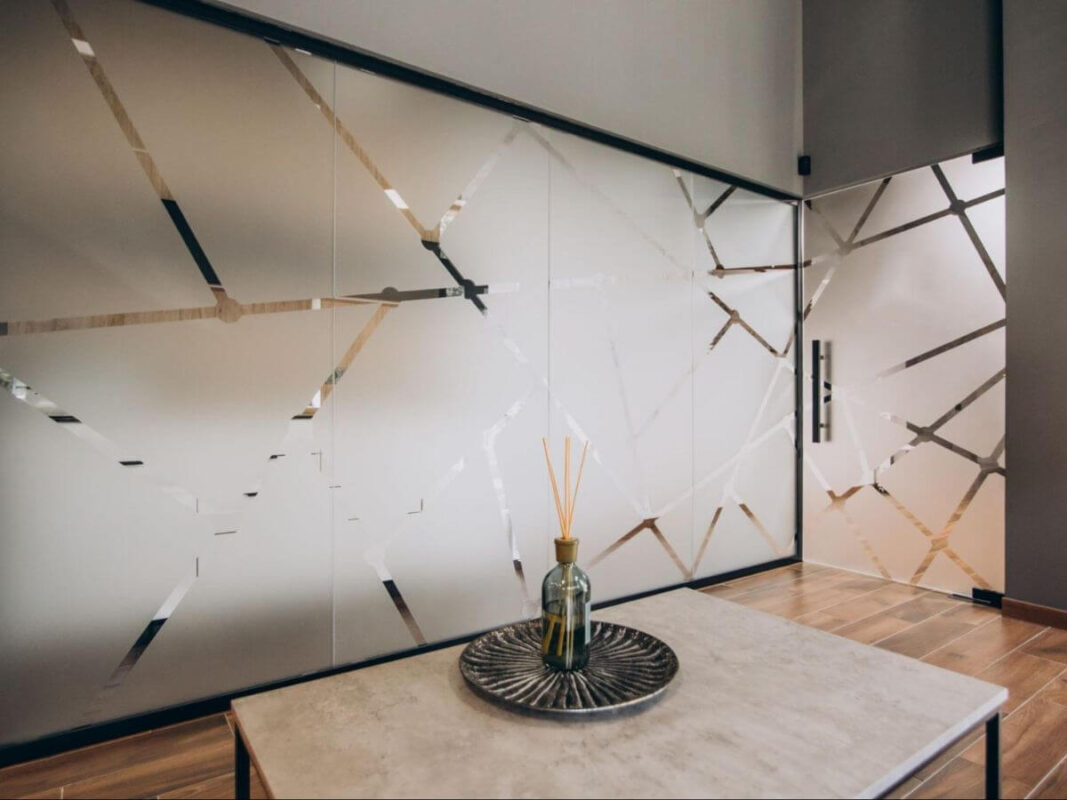 أسعار الزجاج السيكوريت والعادي