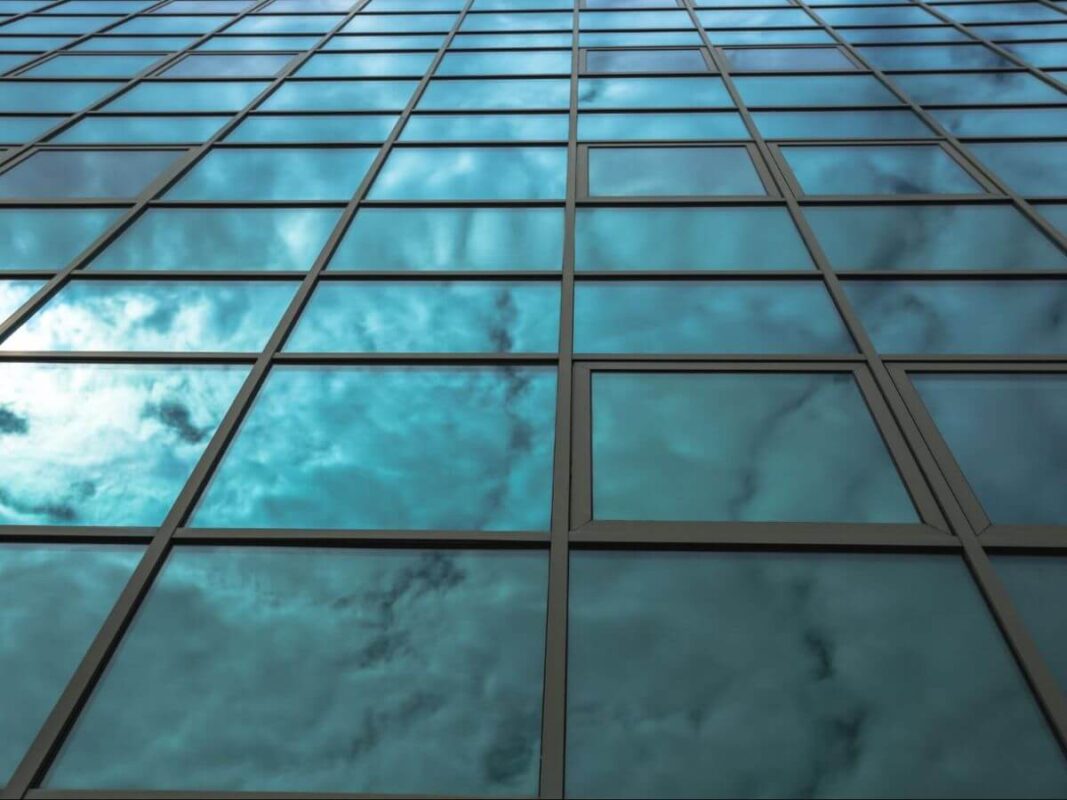 استخدامات الزجاج السيكوريت