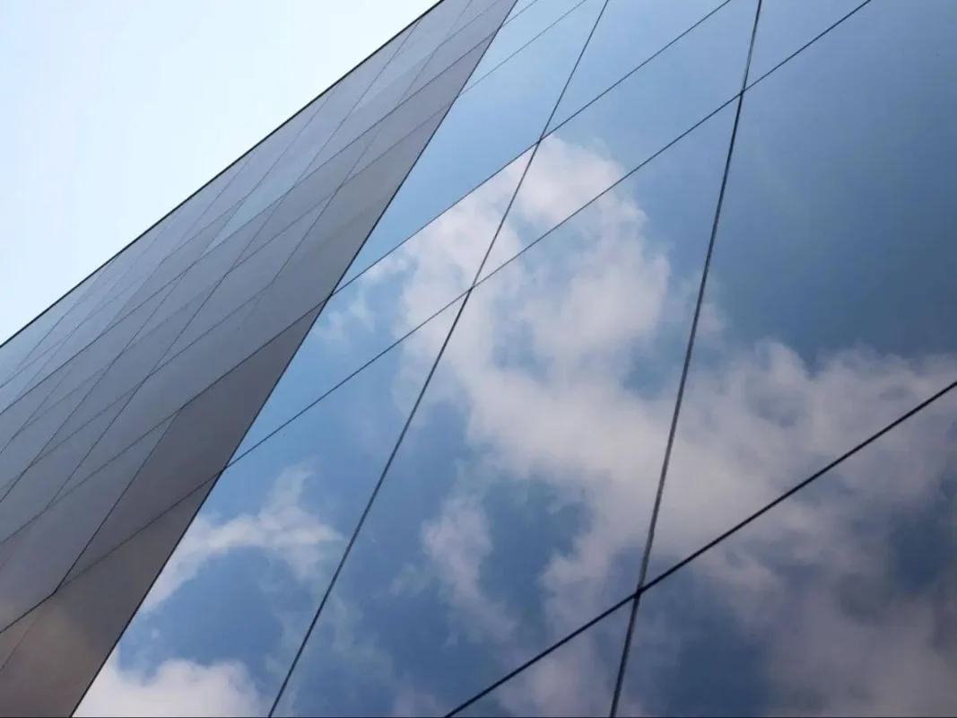 الفرق بين الاستركشر والكرتن وول
